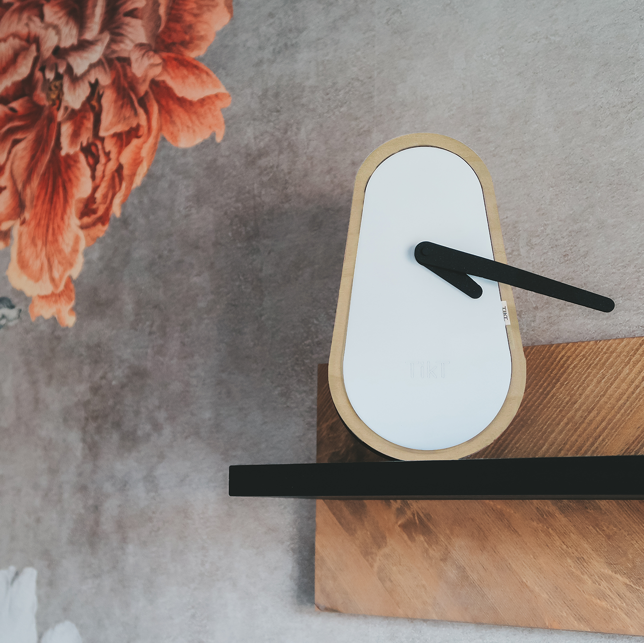 Flamt TiKT Table Clock - Wood White